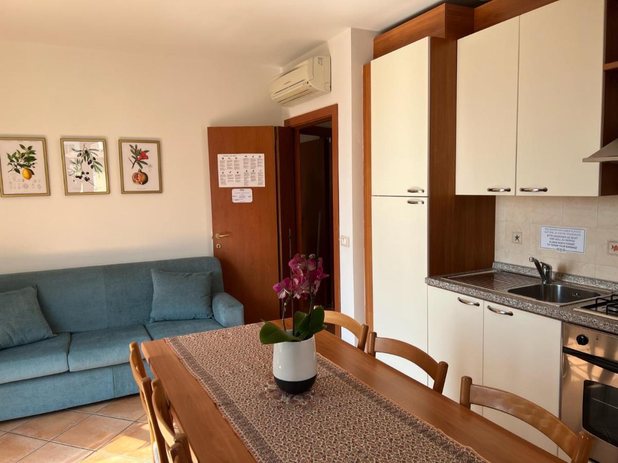 Appartamenti Baia Azzurra 5. Torbole Sul Garda Ngoại thất bức ảnh
