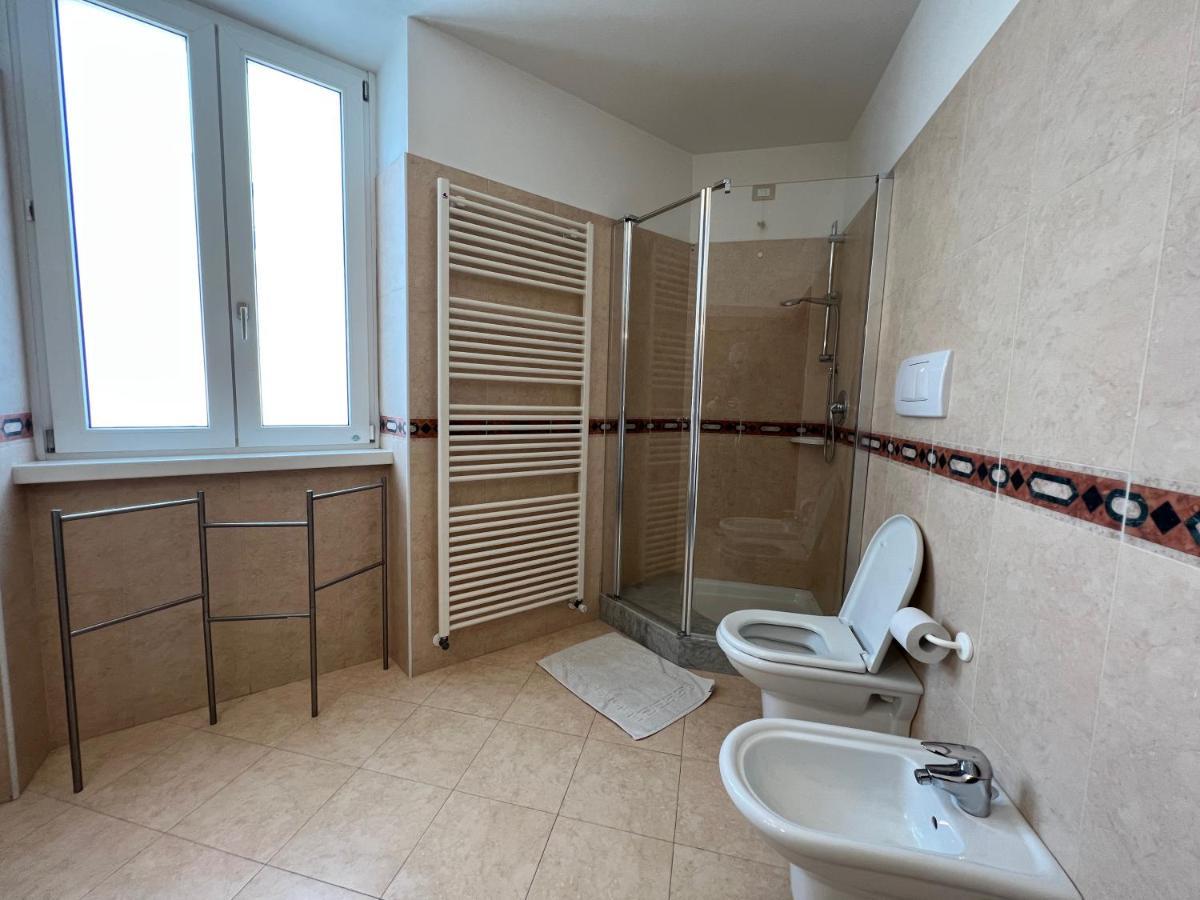 Appartamenti Baia Azzurra 5. Torbole Sul Garda Ngoại thất bức ảnh