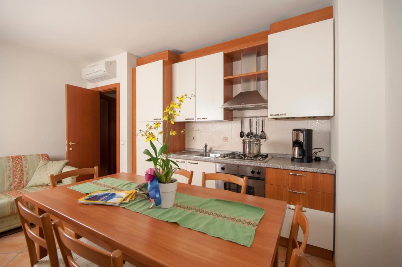 Appartamenti Baia Azzurra 5. Torbole Sul Garda Ngoại thất bức ảnh
